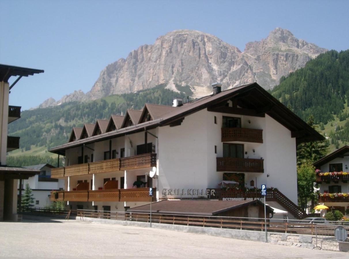 Hotel Garni Aquila Corvara Zewnętrze zdjęcie